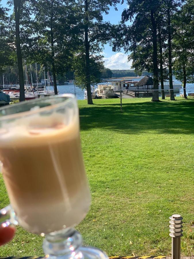Hotel Europa Giżycko Buitenkant foto