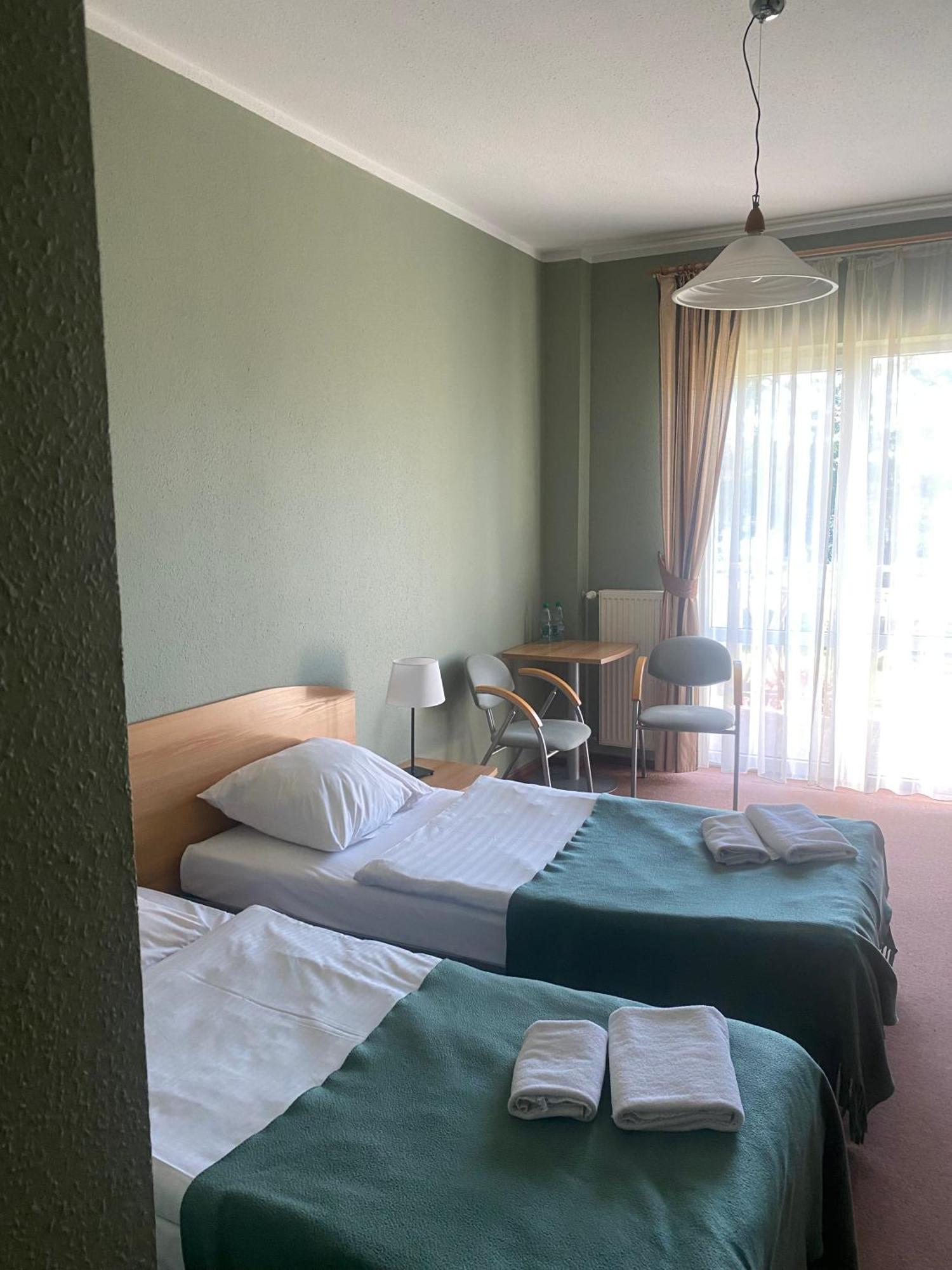 Hotel Europa Giżycko Buitenkant foto