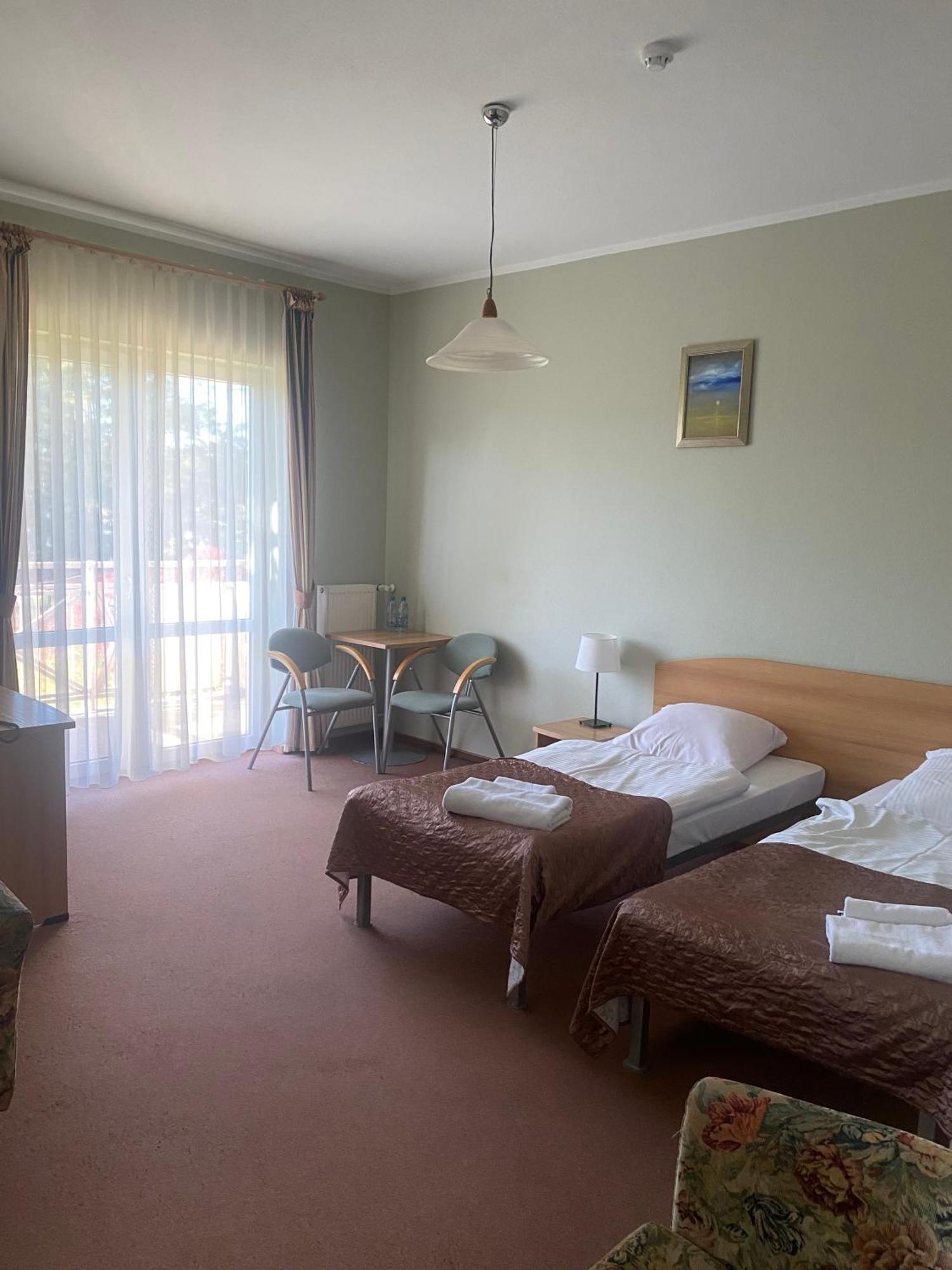 Hotel Europa Giżycko Buitenkant foto