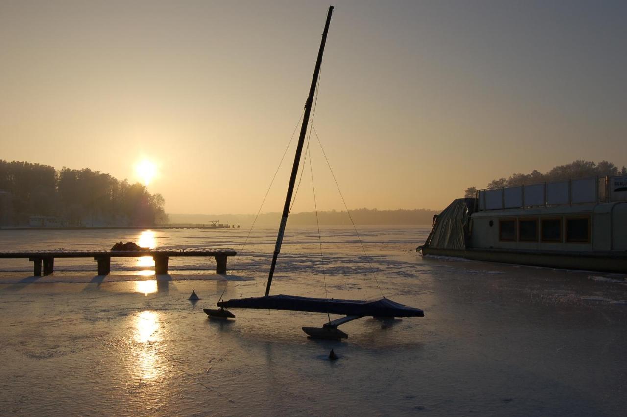 Hotel Europa Giżycko Buitenkant foto
