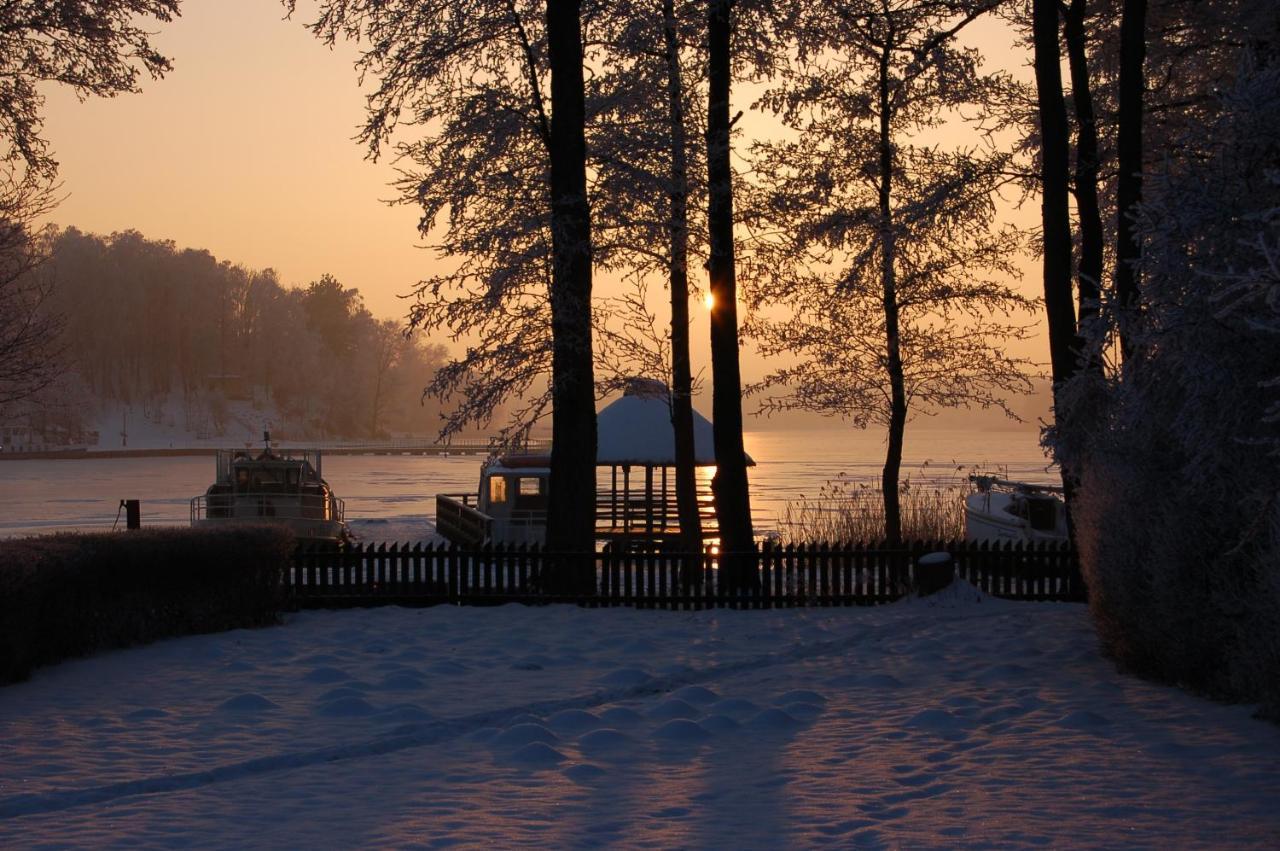 Hotel Europa Giżycko Buitenkant foto