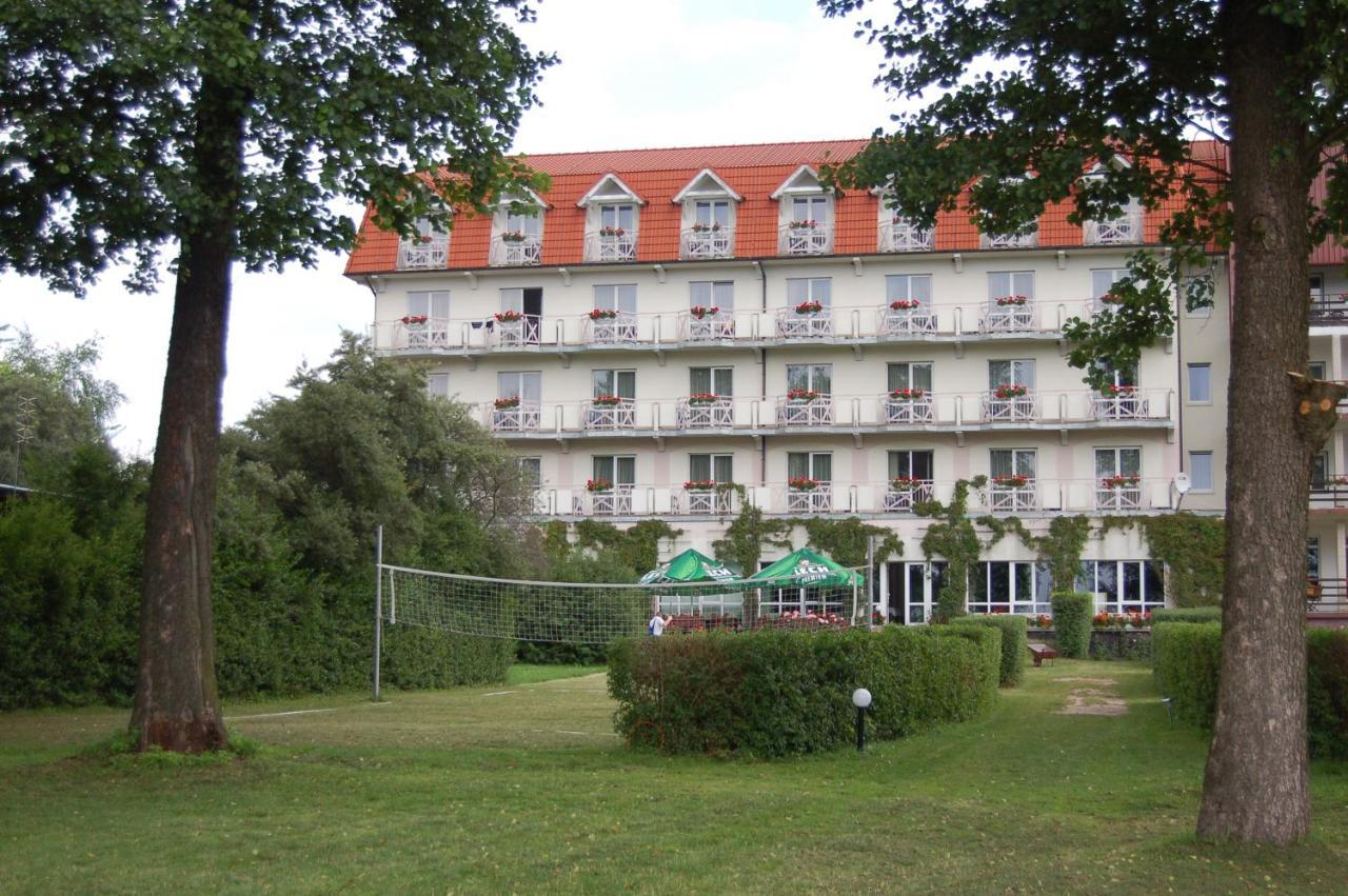 Hotel Europa Giżycko Buitenkant foto